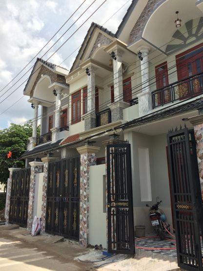 Nhà Phố  Cần Bán Đường Bê Tông Trước Nhà 8m