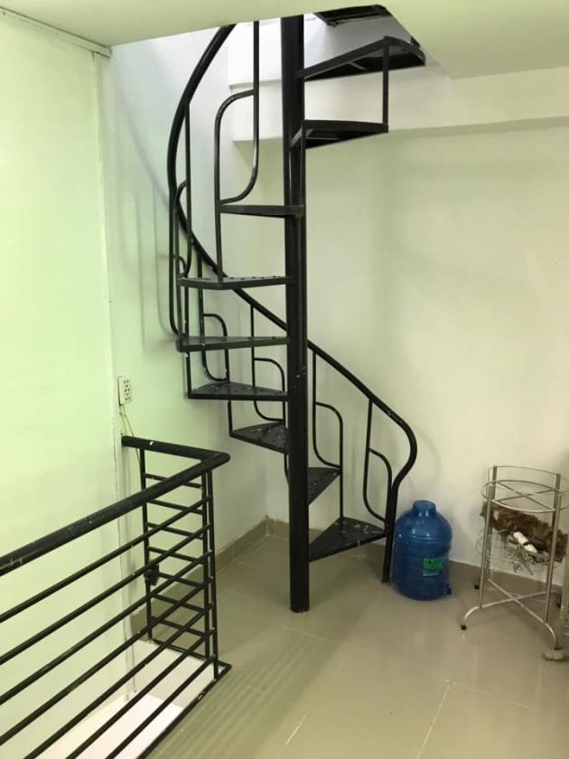 Chính chủ cần bán nhà Hẻm 312 Âu Dương Lân Q8 - sổ hồng riên