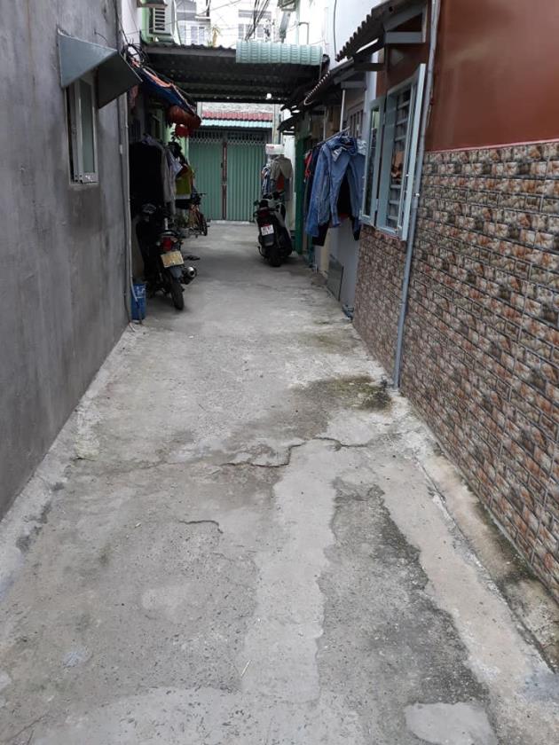 Nhà Bình triệu 1 tr 1 L giá cực rẻ, hẻm oto, liền kề phạm VĐ