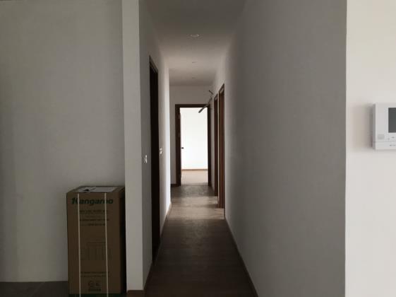 Cần bán cắt lỗ căn hộ 96m2 thiết kế 3 PN cửa Tây giá 3.15tỷ