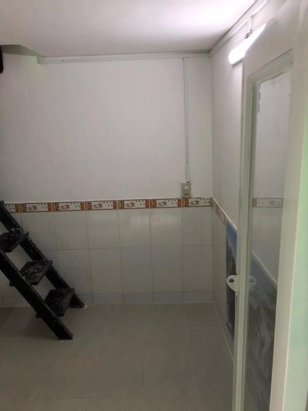 Chính chủ cần bán nhà Hẻm 312 Âu Dương Lân Q8 - sổ hồng riên