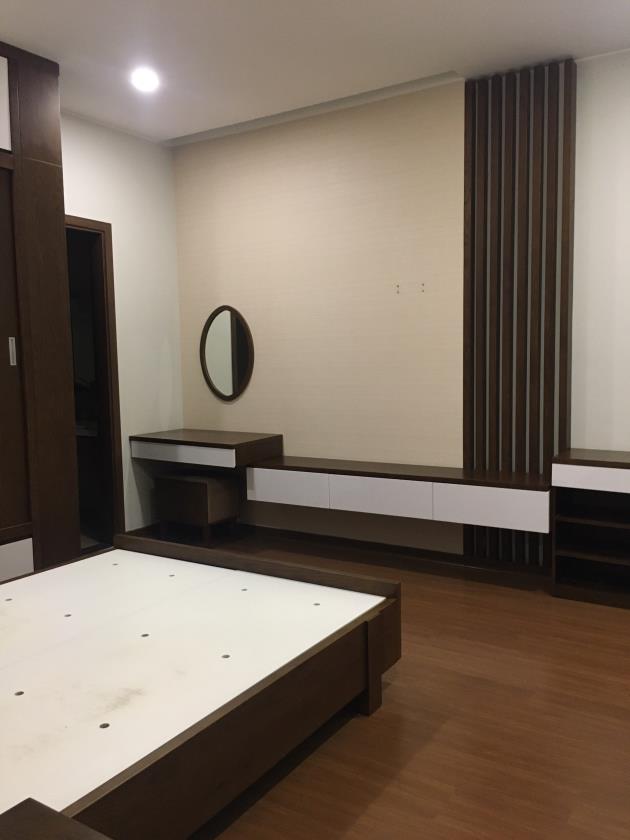 Bán gấp căn hộ cao cấp Tràng An Complex  103m 3PN giá 3.7 tỷ