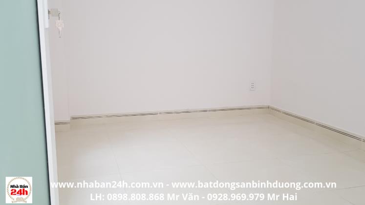 Bán nhà phường bình an 4,5×13,5m, nhà 3 tầng thuận tiện kinh