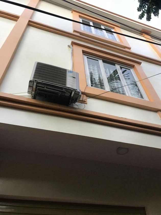 Bán nhà 3 tầng mới xây, thuận tiện giao thông