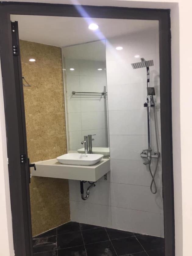 CẦN BÁN NHÀ 5 TẦNG NGÕ 41 ĐÔNG TÁC đỐNG ĐA HÀ NỘI