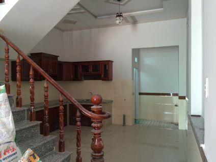 Nhà Phố  Cần Bán Đường Bê Tông Trước Nhà 8m