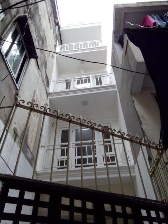 Bán nhà 4 tầng trong phố Ngõ chợ Khâm Thiên 44m2, 2.7 tỷ