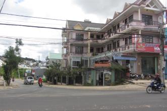 Cho thuê khách sạn đang kinh doanh ổn định