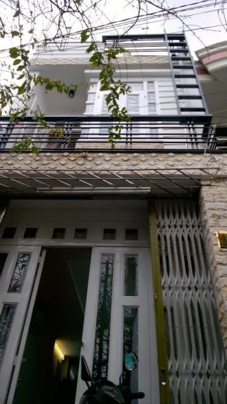 Nhà gác lửng 1 sẹc Đất Mới DT 5x14, sổ hồng giá 1,23 tỷ 