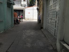 Bán gấp nhà đường Trần Nhân Tôn, P.9, Q.10