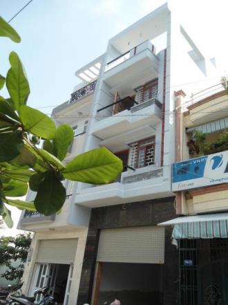 Nhà xây 3 tấm kiên cố DT(4x14), thiết kế hiện đại