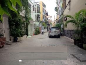 Cần tiền bán gấp nhà Đường Lê Quang Định Quận Gò Vấp. 6,5 tỷ