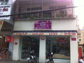 Nhà hai mặt tiền