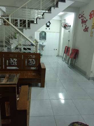 Cho thuê nhà 2 Tầng Cù Chính Lan Giá: 3.300.000 VNĐ