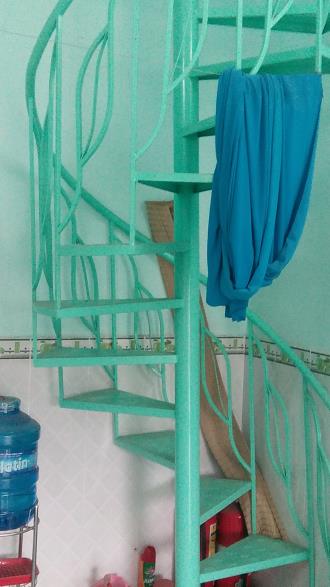 Bán nhà MT 1lầu +9 phòng trọ(có gác). DT: 5m x 35m 