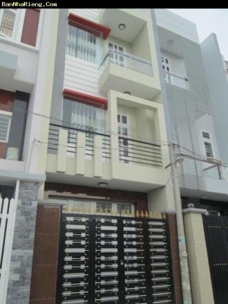 Bán nhà hẻm 8m, 1 sẹc Lê Văn Quới, DT 3x10m, đúc 3 tấm 