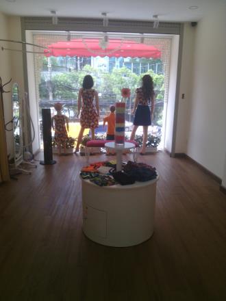 Mặt bằng đẹp thuận tiện kinh doanh, Hoàng Văn Thụ