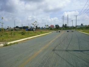 Đất nền sổ đỏ 100% thổ cư mặt tiền QL 51