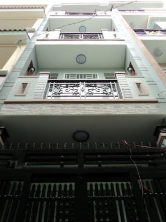 Cần tiền bán gấp nhà HXH Hồ Văn Huê, Quận Phú Nhuận