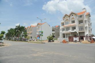 Bán lô đất nền biệt thự rẻ nhất Him Lam q7, 56tr/m.