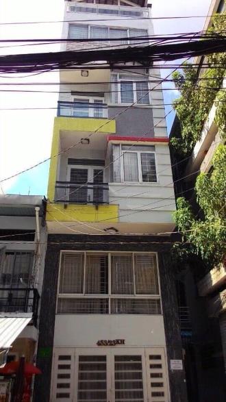 PHÒNG TIỆN NGHI CAO CẤP Ở TRUNG TÂM QUẬN 3