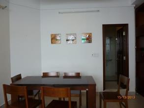 Cho thuê nhà gần Ngã tư Hàng Xanh - 3PN, 1 trệt, 2 lầu