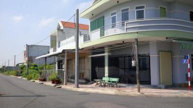 Đất nền sổ đỏ mặt tiền Bến Lức - Long An giá rẻ