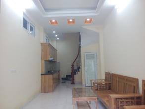 Bán nhà ngõ 2 Hoàng Quốc Việt,32m2*5 tầng,2 mặt ngõ