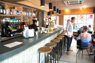 Nhà cho thuê diện tích lớn mặt tiền Hai Bà Trưng, Q.1