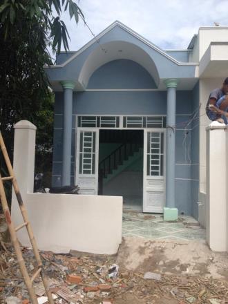 Bán nhà cấp 4 mới xây dựng gần TT Tân Phước Khánh 