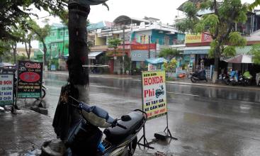 Cho Thuê Sân 30m2 56 Hoàng Văn Thái 2 Mặt Tiền 4TR/TH