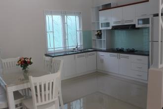 Cho thuê nhà đường Xô Viết Nghệ Tĩnh, hẻm 84.