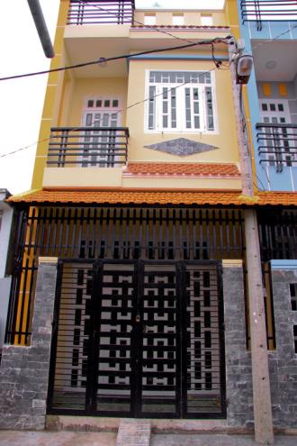 Nhà 1,25 tỷ hẻm 310/  Đất Mới DT 4x10 đúc 1 trệt 2 lầu