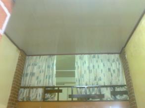 Căn hộ vừa mới sửa sang đẹp, vào ở ngay.