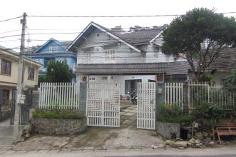 Bán gấp căn biệt thự đường Hà Huy Tập 3,3 tỷ