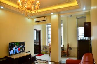 Cho thuê căn hộ ở mặt đường Lạch Tray