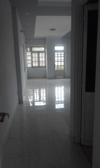 Cần cho thuê phòng,thoáng mát,nhà mặt phố,sạch đẹp