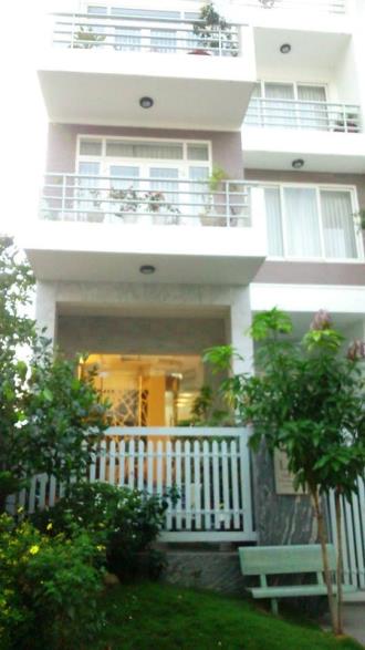 Cho thuê nguyên căn nhà đường 40 Tân Quy Đông