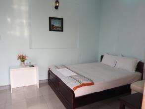 Phòng đầy đủ tiện nghi, yên tĩnh, phù hợp cho người đi làm