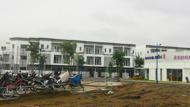 Bán nhà view sông, gần quận 7, 75m2 chỉ với 800tr