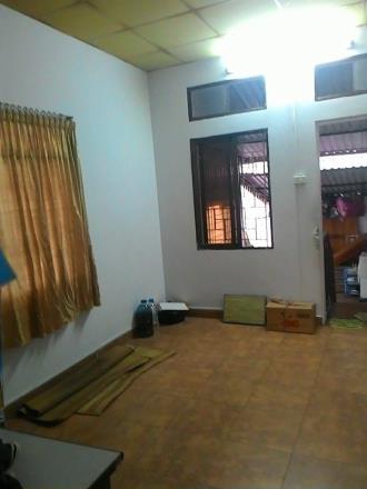 Cho thuê phòng tầng 3 phố Ngọc Hà