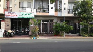 Cho thuê nhà nguyên căn Him lam, 5m x 20m, 1200usd/tháng