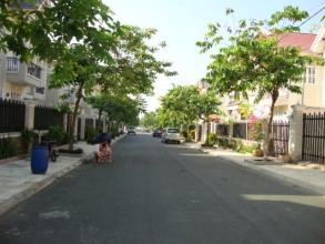 Sổ hồng, DT: 12x25 thổ cư, 670 Triệu, XD Tự Do, Lã Xuân Oai