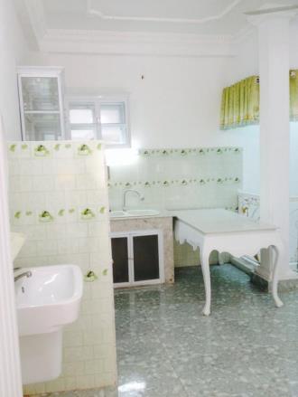 Quận Thủ Đức bán nhà mới xây MT đường 40 Linh Đông 