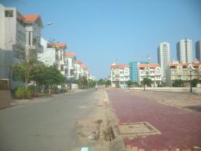 Cần bán lô S Him lam -  Kênh tẻ giá 67 triệu/m2