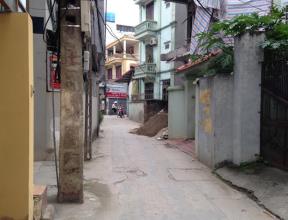 Cần bán nhà ngõ 12 Chùa Bộc 4,5 tỷ - 50m2 x 3 tầng 