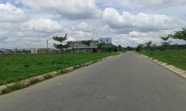 Lô C28 Hướng Tây 150m2 giá 400 triệu ngay KCN Vsip 2