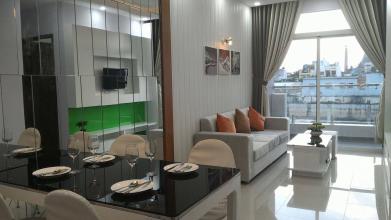 Bán căn hộ 42m2. 979tr. Phòng ngủ kép. Nội thất cao cấp.