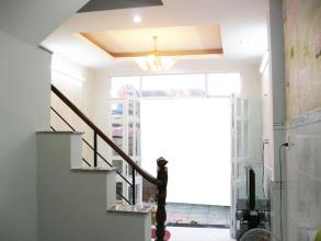 Bán nhà 86m2 giá 860 triệu,thiết kế độc đáo sang trọng