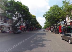 Cho thuê nhà mặt tiền đường Nguyễn Đính Chính,P.15,Phú Nhuận